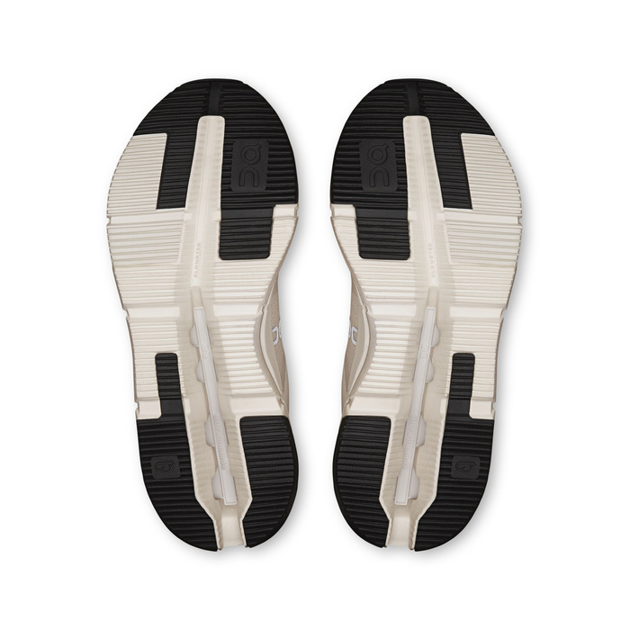 ON CLOUDNOVA FORM Cream | Ivory Sneakersy damskie 