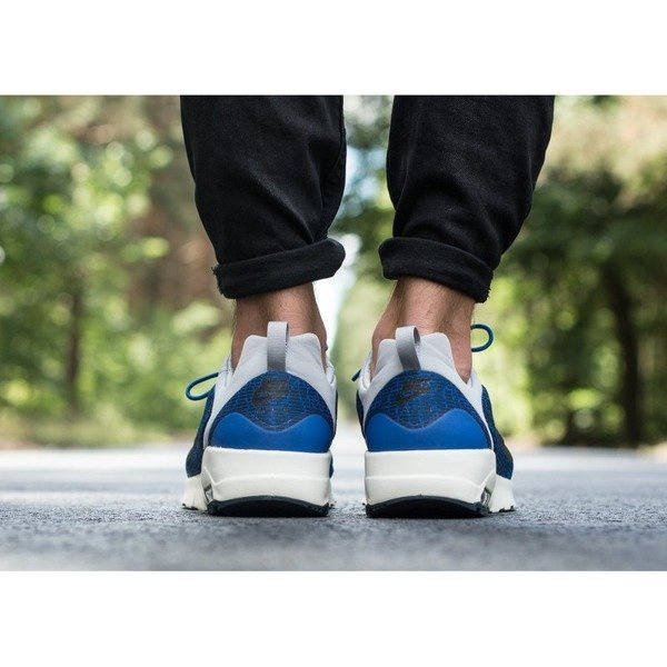 Buty sportowe męskie Nike Air Max Motion Racer (916771-400)