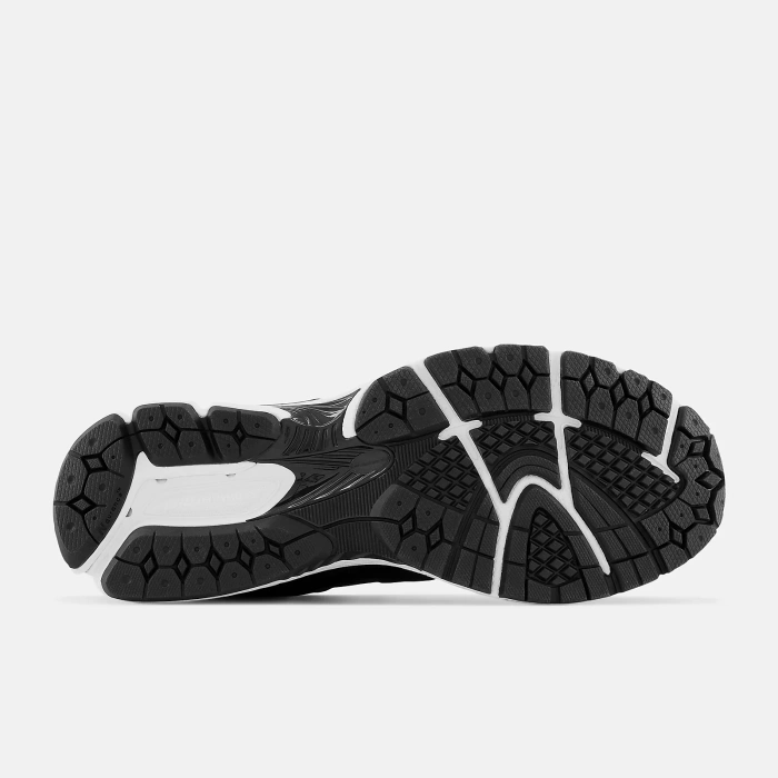 New Balance M2002RBK Sneakersy unisex czarny