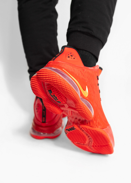 Nike LeBron XIX Low Light Crimson Buty do koszykówki męskie