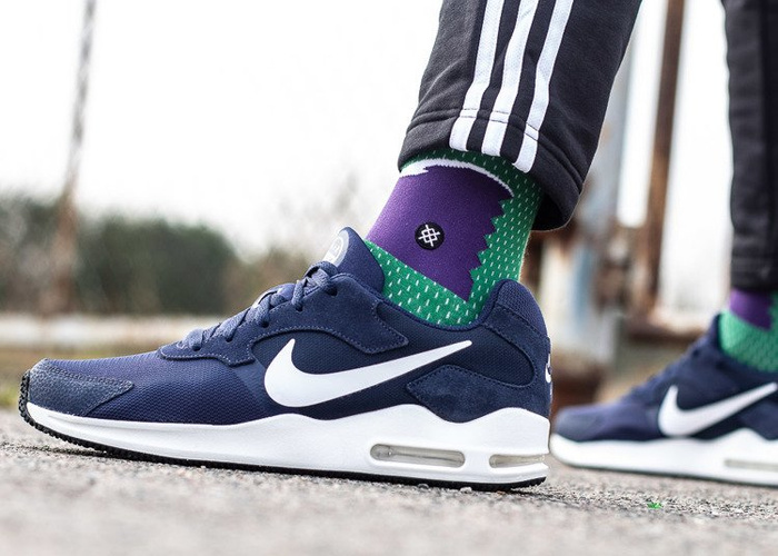 Buty sportowe męskie Nike Air Max Guile (916768-400)