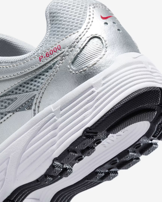 NIKE P-6000 Buty do biegania damskie