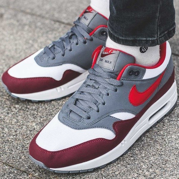 Buty sportowe męskie Nike Air Max 1 (AH8145-100)