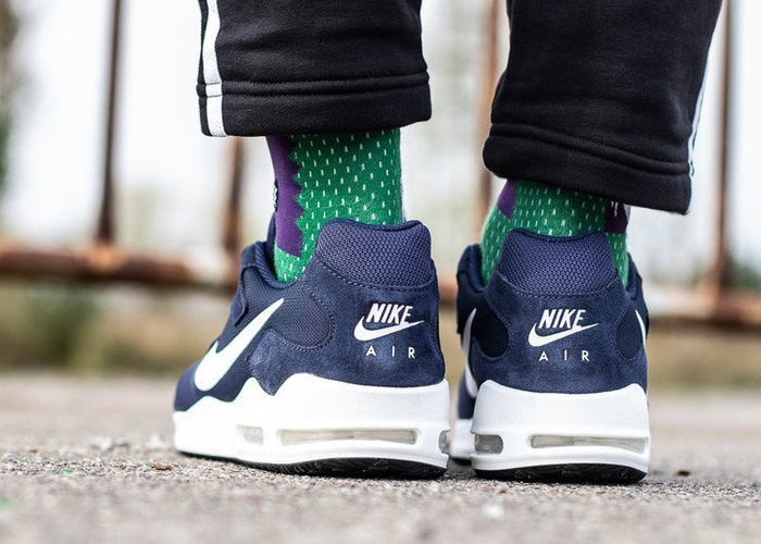 Buty sportowe męskie Nike Air Max Guile (916768-400)