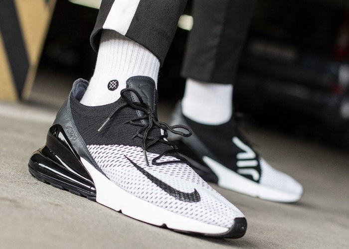 Buty sportowe męskie Nike Air Max 270 Flyknit (AO1023-100)