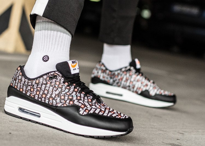 Buty sportowe męskie Nike Air Max 1 Premium (875844-009)