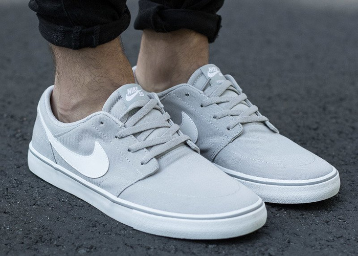 Buty sportowe męskie Nike SB Portmore II Solar CNVS (880268-011)