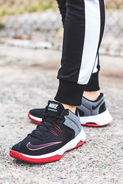 Buty treningowe męskie Nike Air Versitile II  (921692-002)