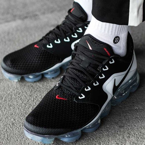 Buty sportowe męskie Nike Air Vapormax (AH9046-003)