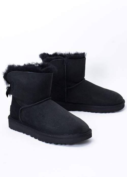 Buty zimowe damskie UGG W Mini Bailey Bow II (1016501-BLK)