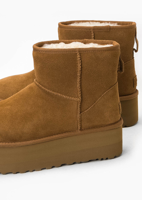 UGG W CLASSIC MINI PLATFORM Buty zimowe damskie brązowe