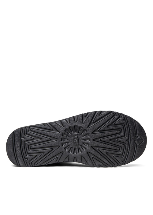 Buty zimowe damskie UGG W Classic Mini Short II (1016223-BLK)