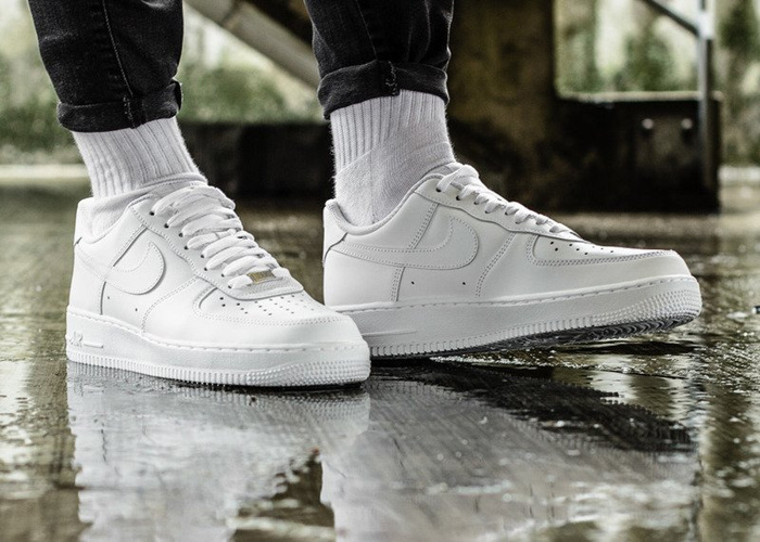 Buty sportowe męskie Nike Air Force 1 ''07 (315122-111)