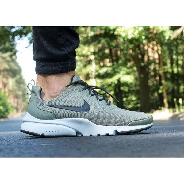 Buty sportowe męskie Nike Presto Fly (908019-011)