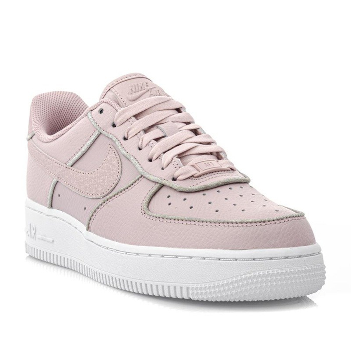 Buty sportowe damskie Nike W Air Force 1 LO (AT0073-600)