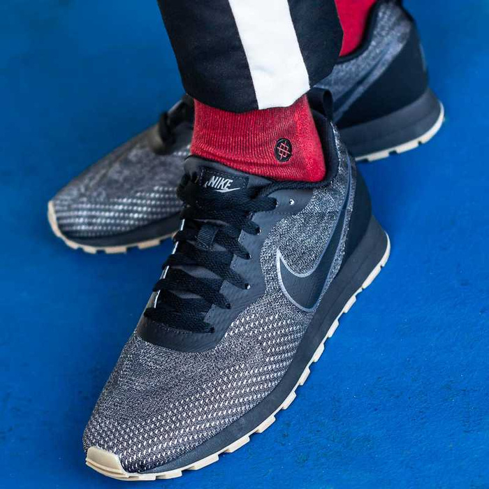 Buty treningowe męskie Nike MD Runner 2 Eng Mesh (916774-010)