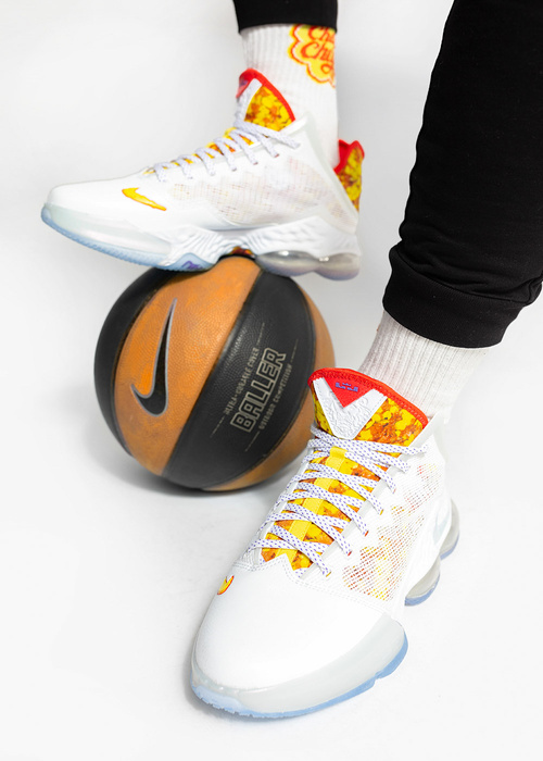 Nike LeBron XIX Low Magic Fruity Pebbles Buty do koszykówki męskie