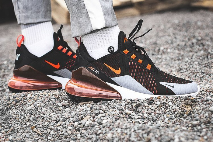 Buty sportowe męskie Nike Air Max 270 (AH8050-015)