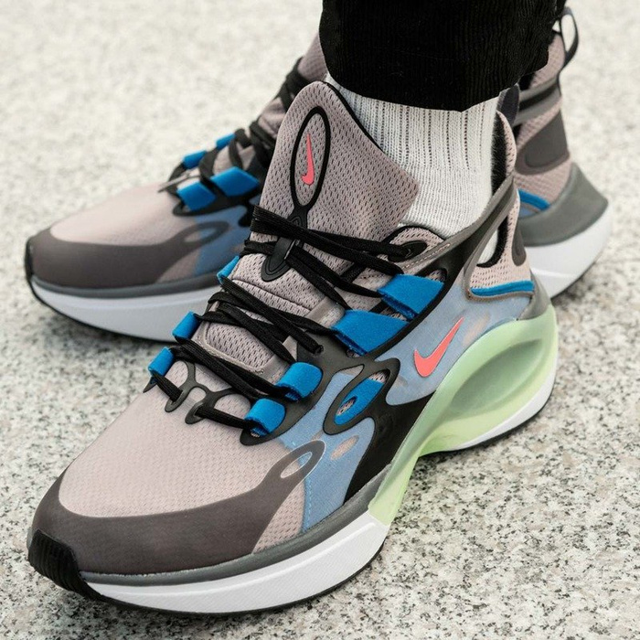 Buty sportowe męskie Nike Signal D/MS/X (AT5303-200)