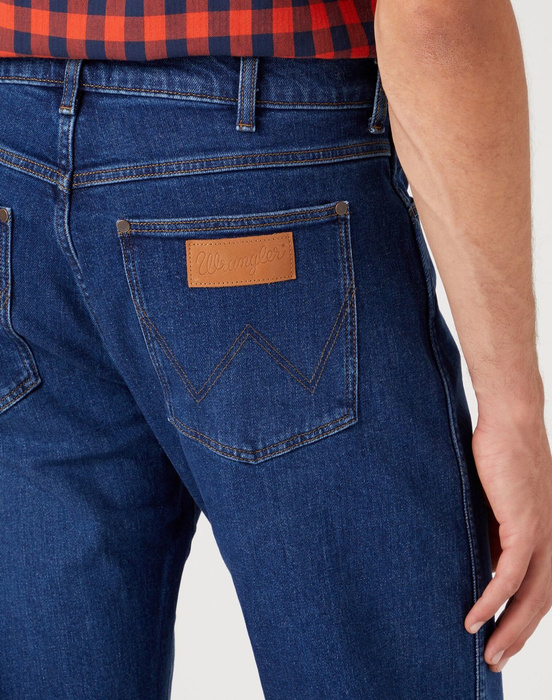 WRANGLER FRONTIER DANCING WATER Spodnie jeansowe męskie