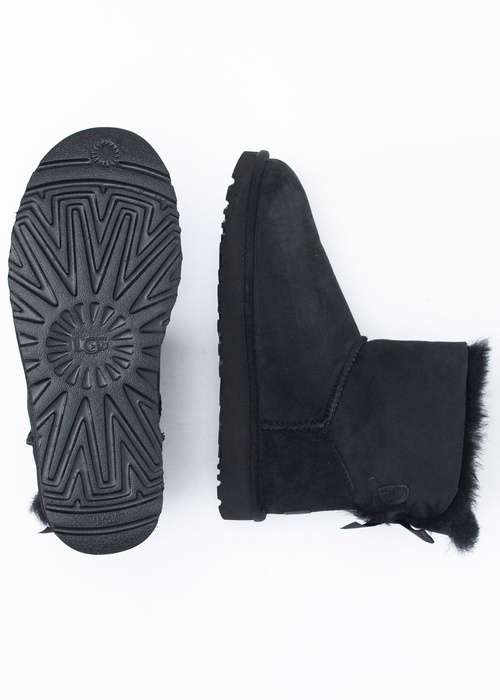 Buty zimowe damskie UGG W Mini Bailey Bow II (1016501-BLK)