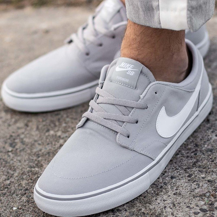 Buty sportowe męskie Nike SB Portmore II Solar CNVS (880268-011)