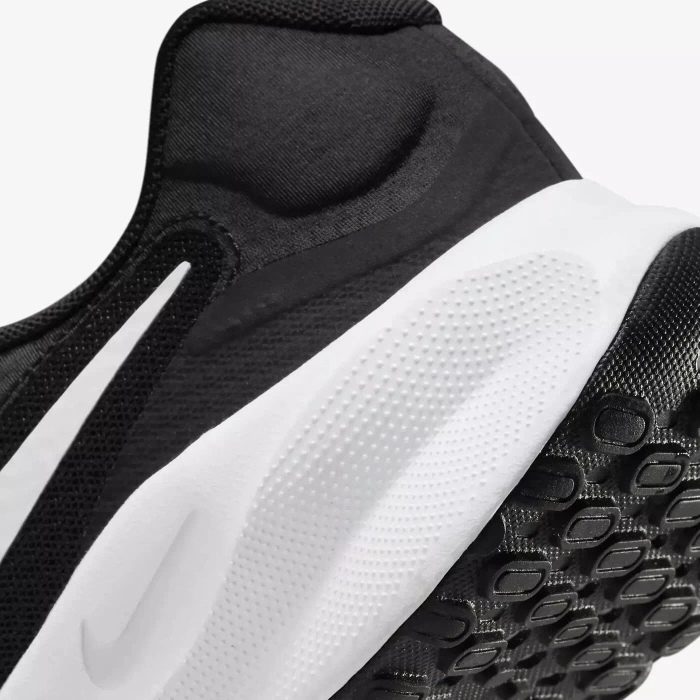 NIKE REVOLUTION 7 Buty do biegania