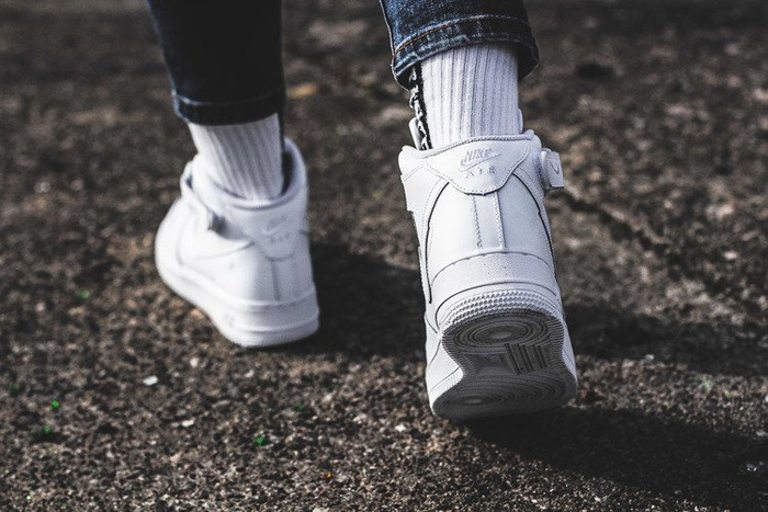 Buty sportowe damskie Nike Air Force 1 Mid (314195-113)