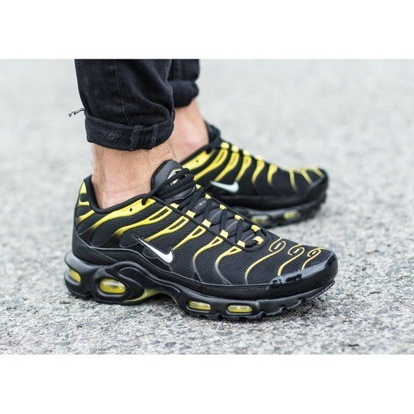 Buty sportowe męskie Nike Air Max Plus (852630-020)