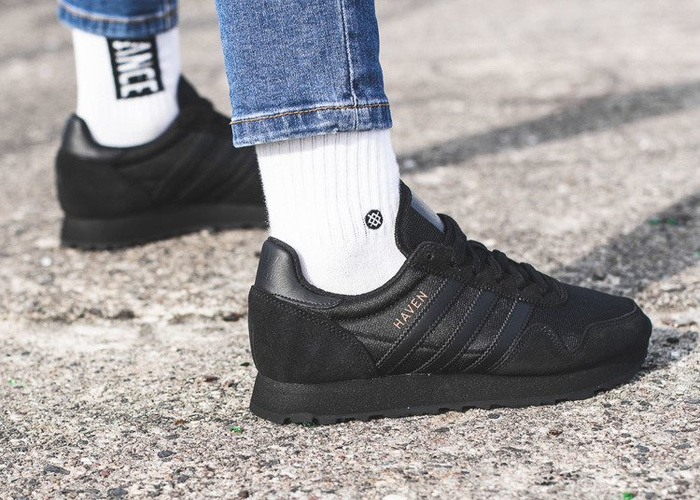 Buty sportowe damskie Adidas Haven (CM8023)