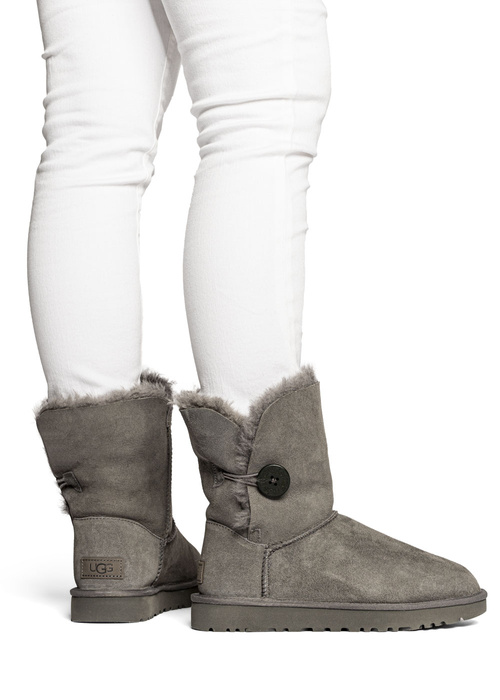 Buty zimowe damskie UGG W Bailey Button II (1016226-GREY)