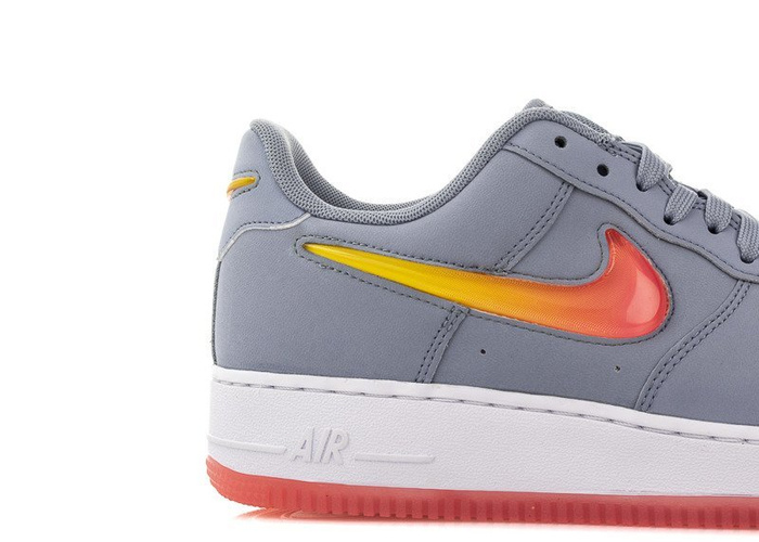 Buty sportowe męskie Nike Air Force 1 '07 Premium (AT4143-400)