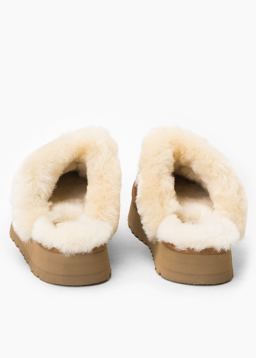 UGG W DISQUETTE Kapcie damskie brązowe