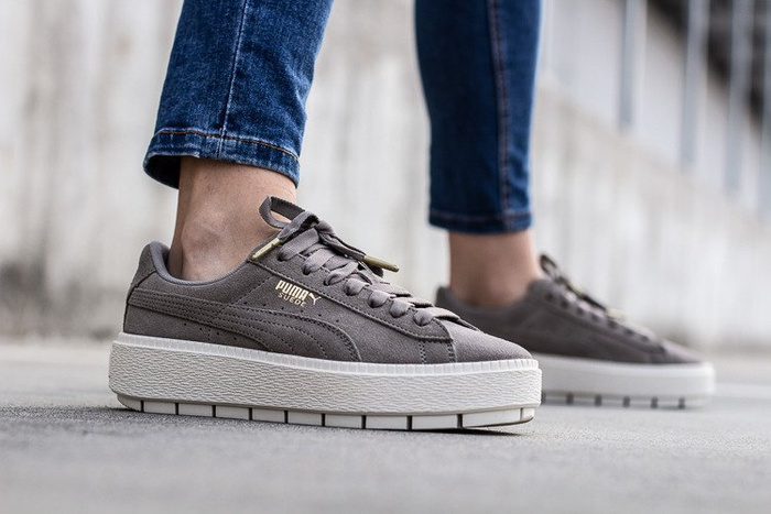 Buty sportowe damskie Puma Basket Platform Metallic (365830-06)