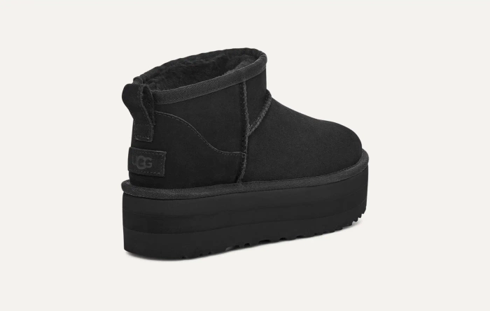 UGG W CLASSIC ULTRA MINI PLATFORM Buty zimowe damskie czarne