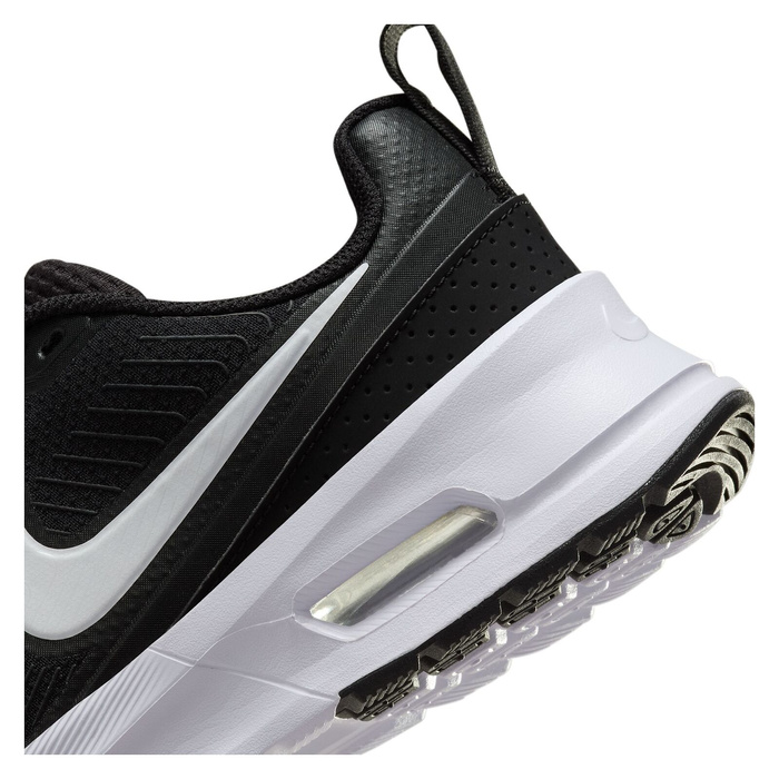 NIKE AIR MAX NUAXIS Sneakersy damskie