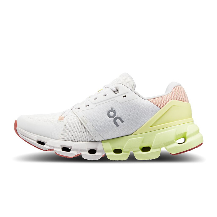Buty damskie do biegania białe ON CLOUDFLYER 4