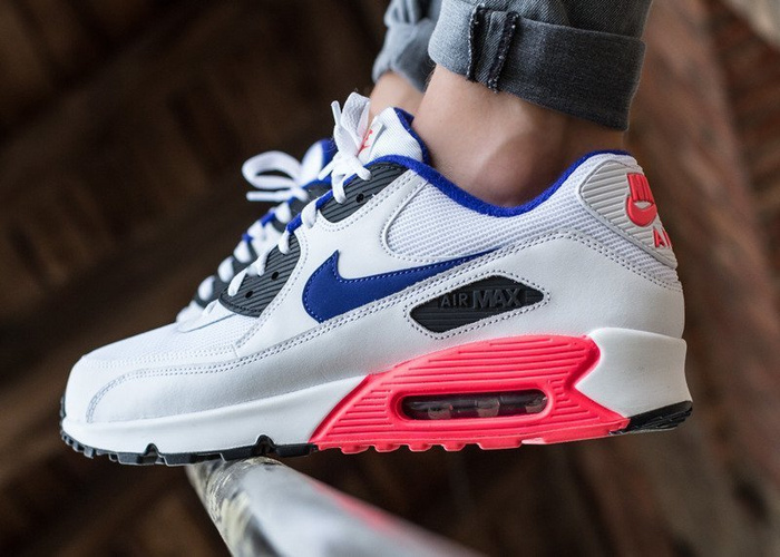 Buty sportowe męskie Nike Air Max 90 Essential (537384-136)