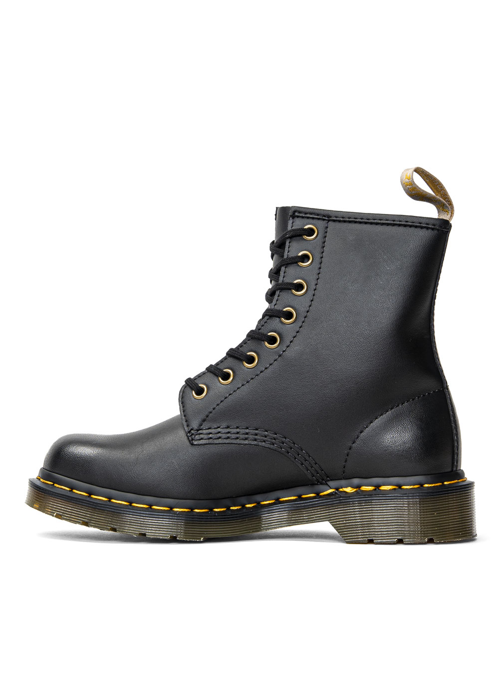 Doc 2025 martens pris