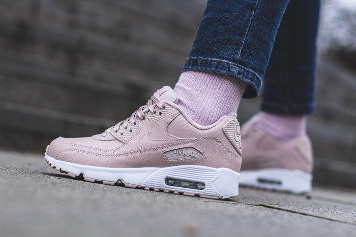 nike air max 90 ltr gs junior trainers - pink