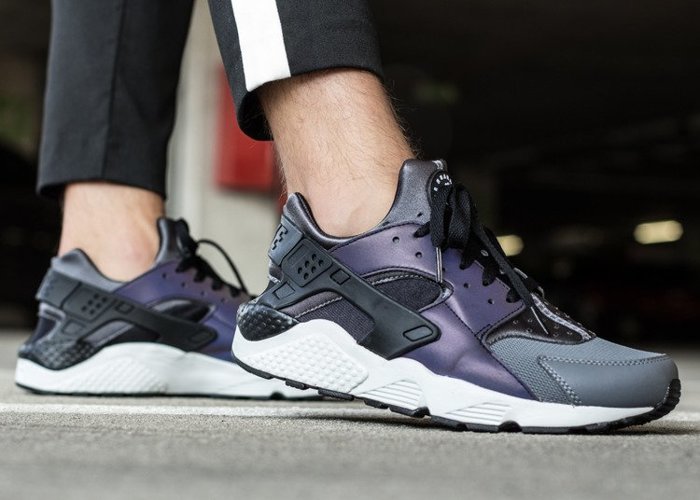 Buty sportowe męskie Nike Air Huarache Run Premium (704830-007)