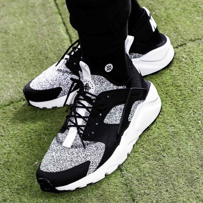 Buty sportowe męskie Nike Air Huarache Run Ultra (875841-010)