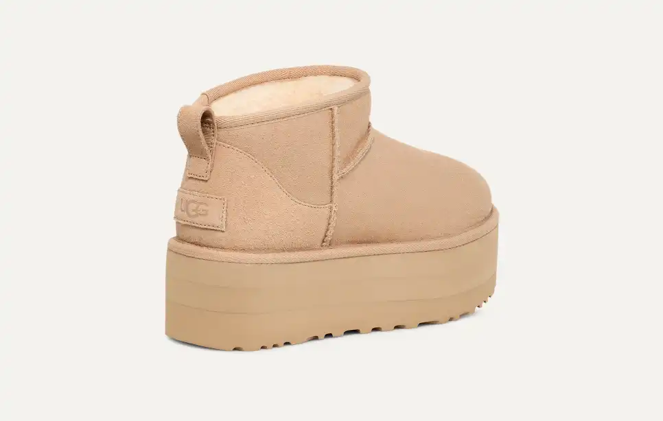 Buty zimowe damskie UGG W CLASSIC ULTRA MINI PLATFORM 