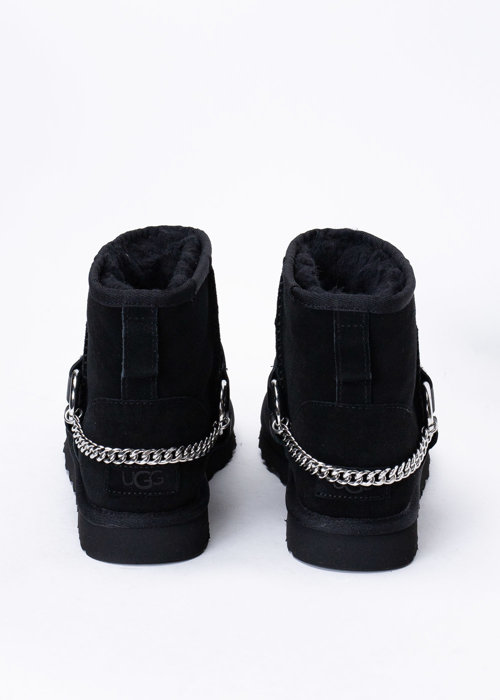 Buty zimowe damskie czarne UGG W CLASSIC MINI CHAINS II