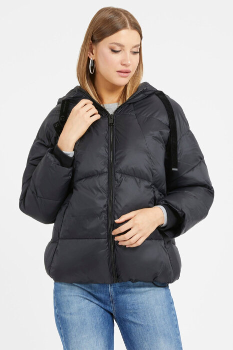 Kurtka zimowa damska GUESS LETIZIA HOODED PUFFA