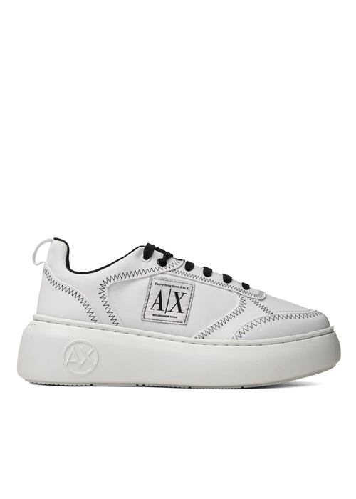 Sneakersy damskie białe Armani Exchange XDX077 XV411 00152